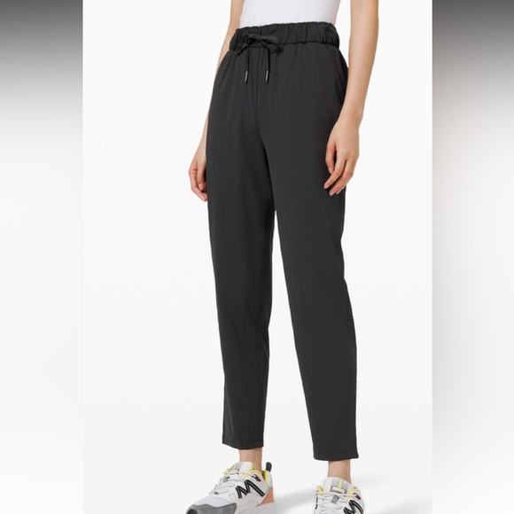 Lululemon Keep Moving Pant size 2 - Picture 2 of 5